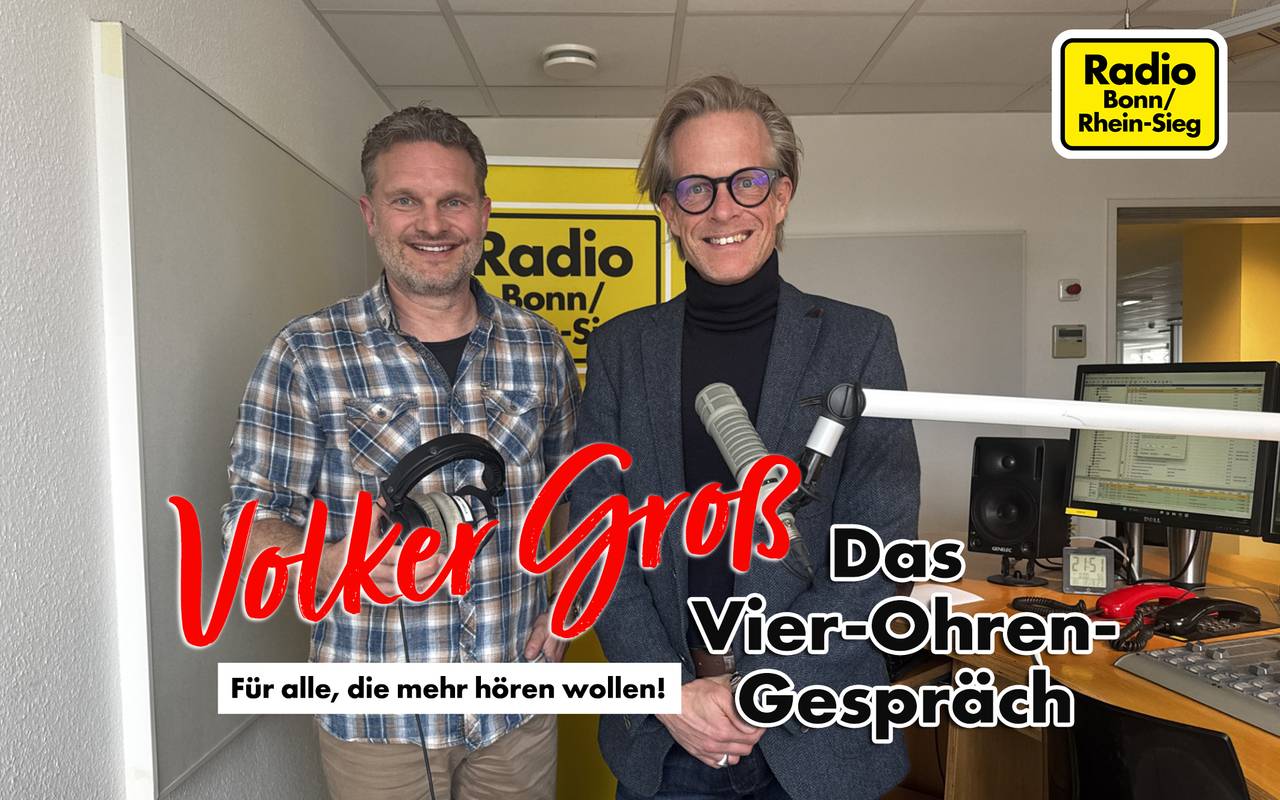 Links im Bild ist Volker Groß zu sehen und rechts neben ihm Volker Kronenberg