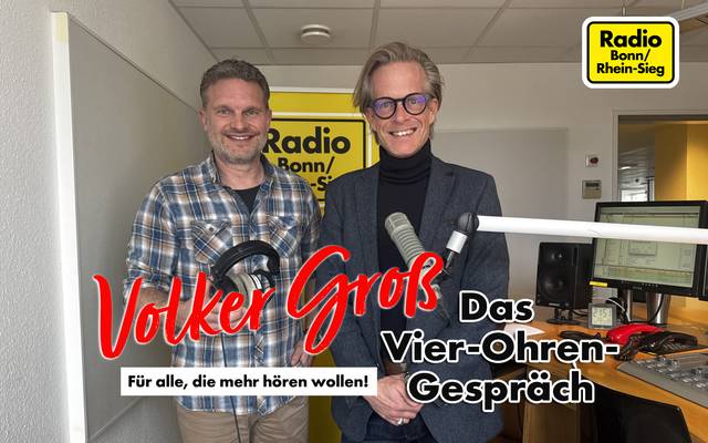 Links im Bild ist Volker Groß zu sehen und rechts neben ihm Volker Kronenberg