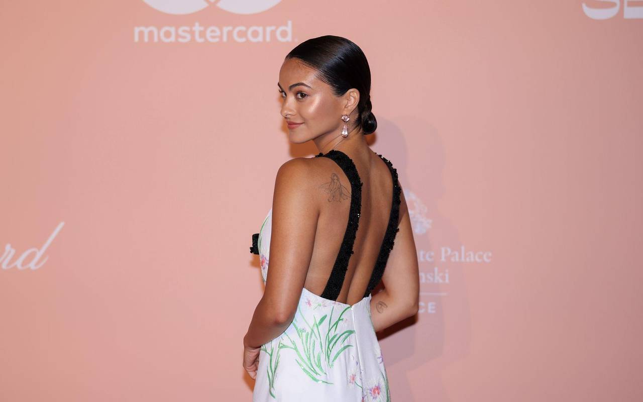Camila Mendes