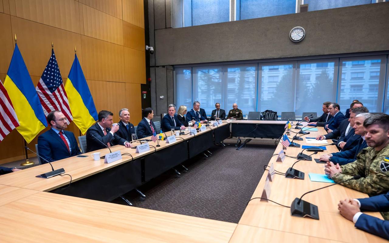 Ukraine-Krieg - Treffen in Genf zu US-Friedensplan