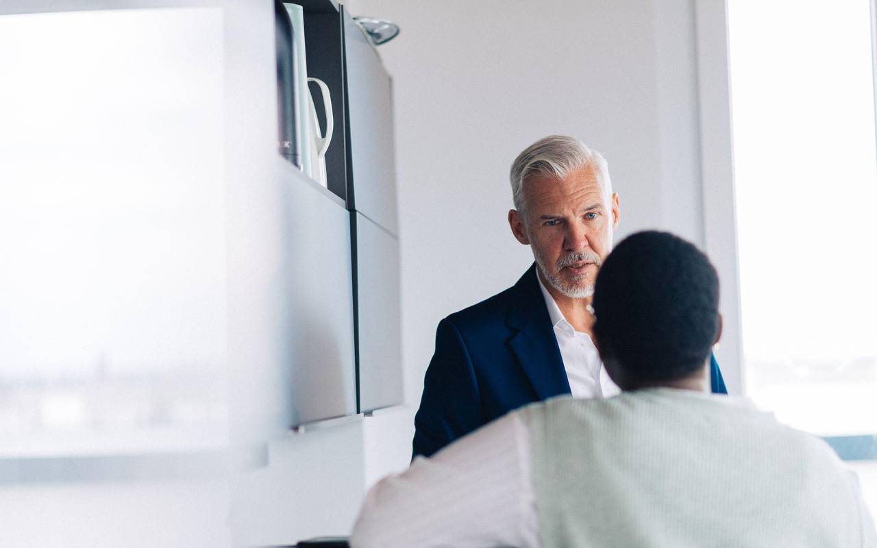 Gespräch unter Arbeitskollegen