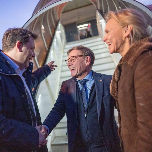 Außenminister Wadephul fliegt in die USA - Zwischenstopp Island