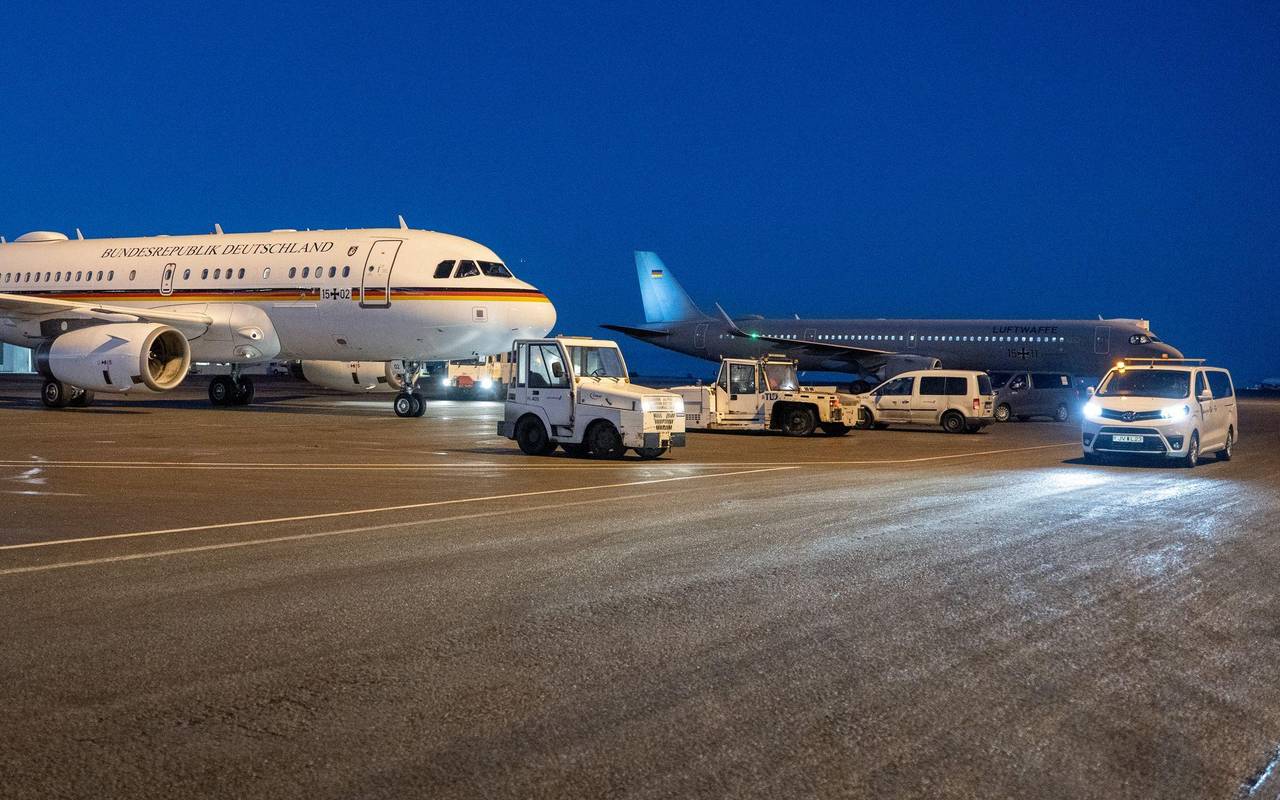 Außenminister Wadephul fliegt in die USA - Zwischenstopp Island