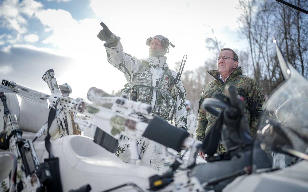 Bundesverteidigungsminister Pistorius besucht Nato-Übung