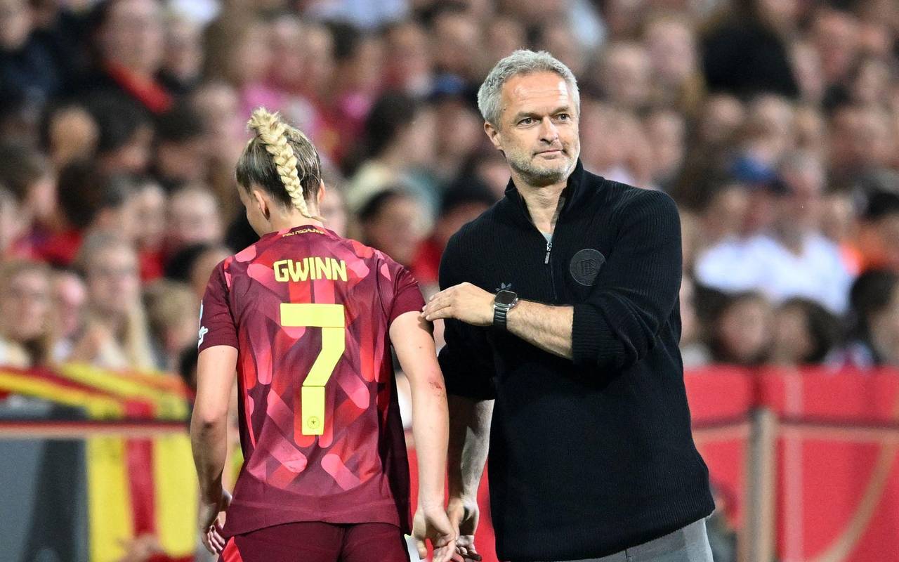 Giulia Gwinn und Christian Wück (r)