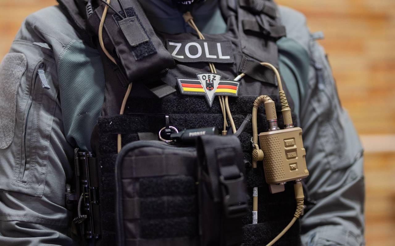 Verbotene Russland-Exporte – fünf Festnahmen bei Razzia