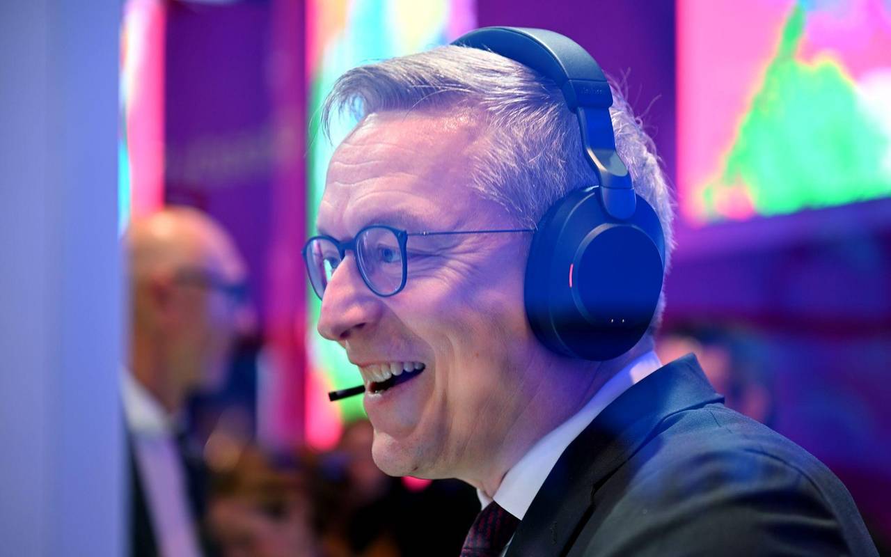 Mobile World Congress (MWC)