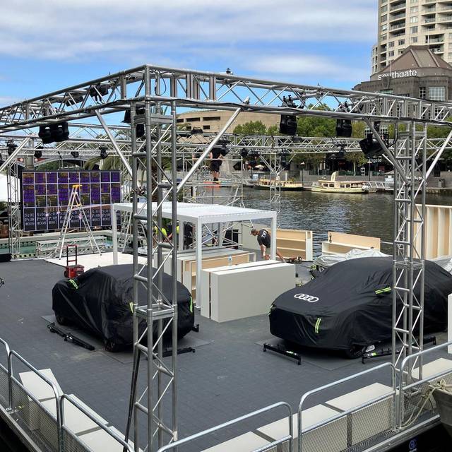 Restaurantschiff Formel-1-Team Audi