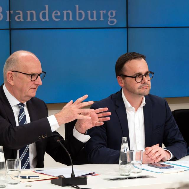Brandenburger SPD und CDU stellen Koalitionsvertrag vor
