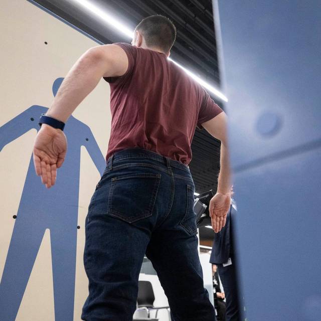 Sicherheitskontrolle am Stuttgarter Flughafen