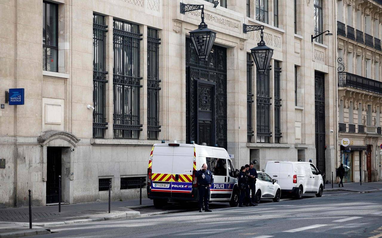 Vereitelter Sprengstoffanschlag auf eine Bank in Paris