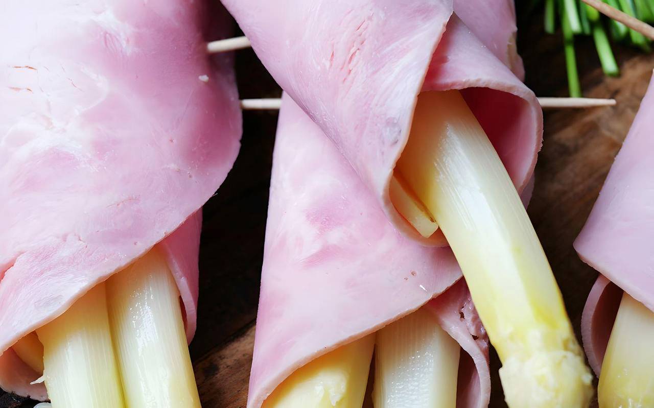 Zubereitung eines Spargel-Cordon-Bleu