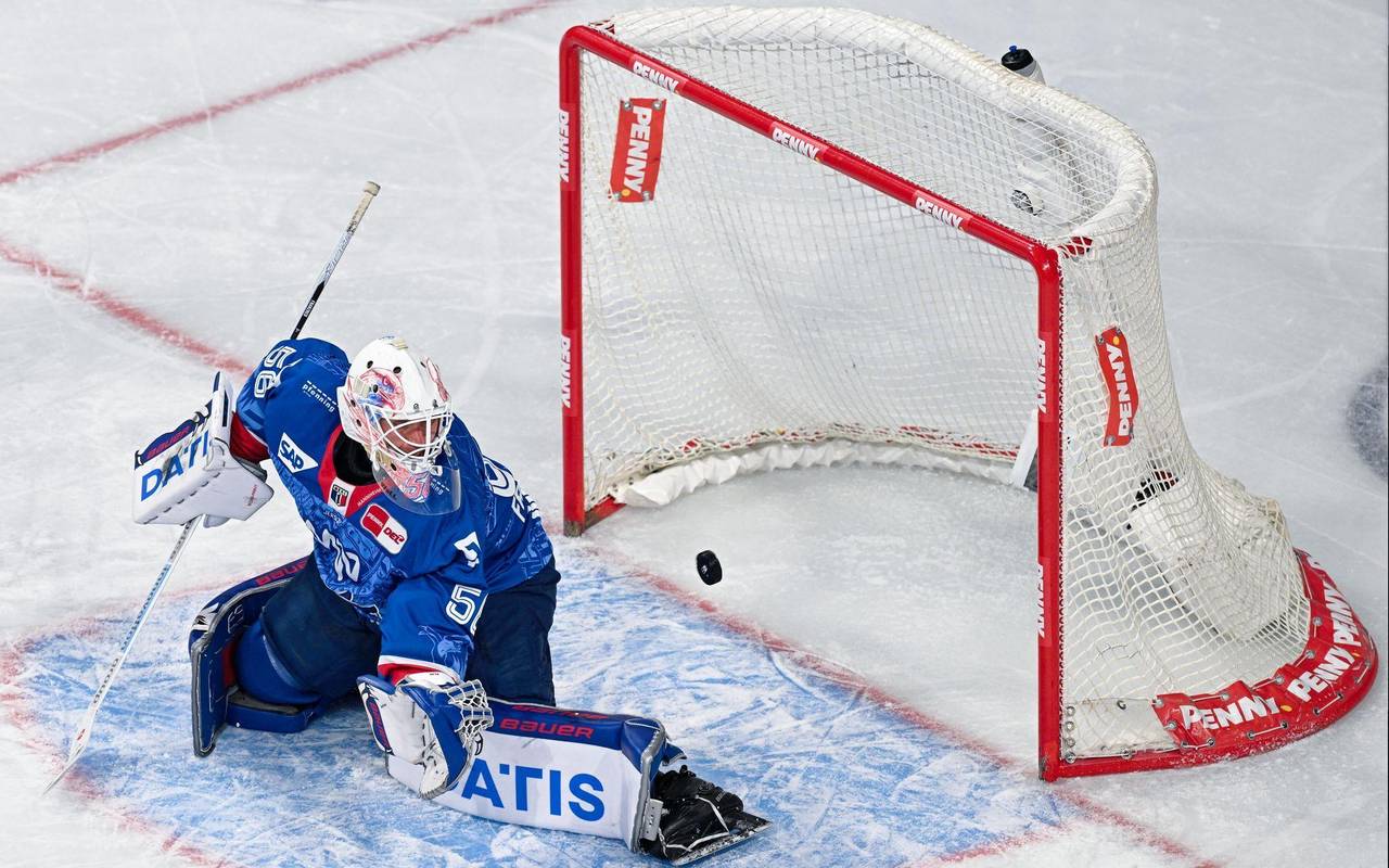 Adler Mannheim - EHC Red Bull München