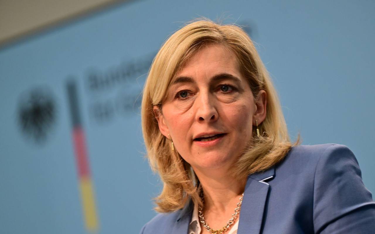 Ministerin Warken zur Finanzreform der gesetzlichen Krankenkasse