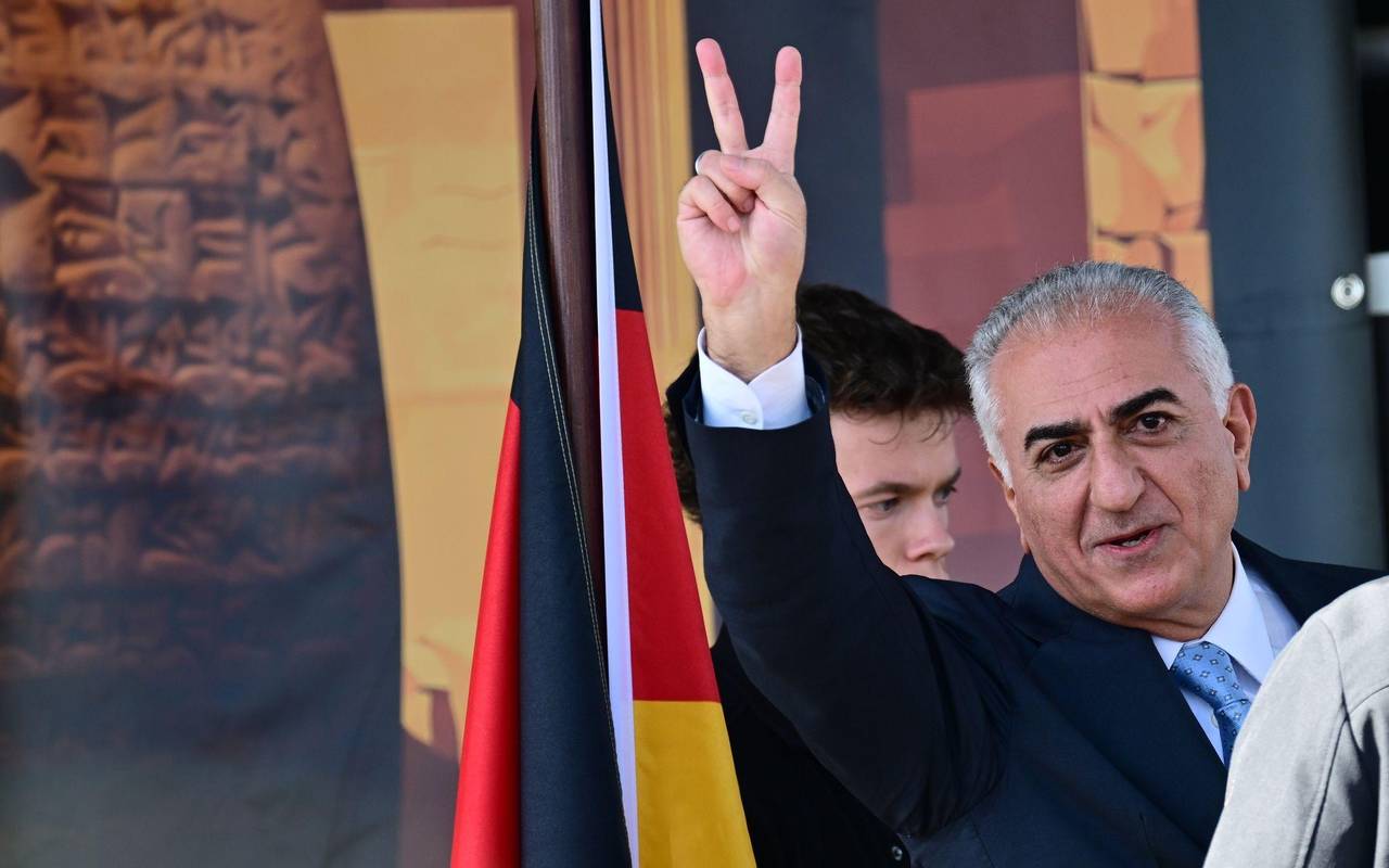 Iranischer Schah-Sohn Pahlavi besucht Berlin