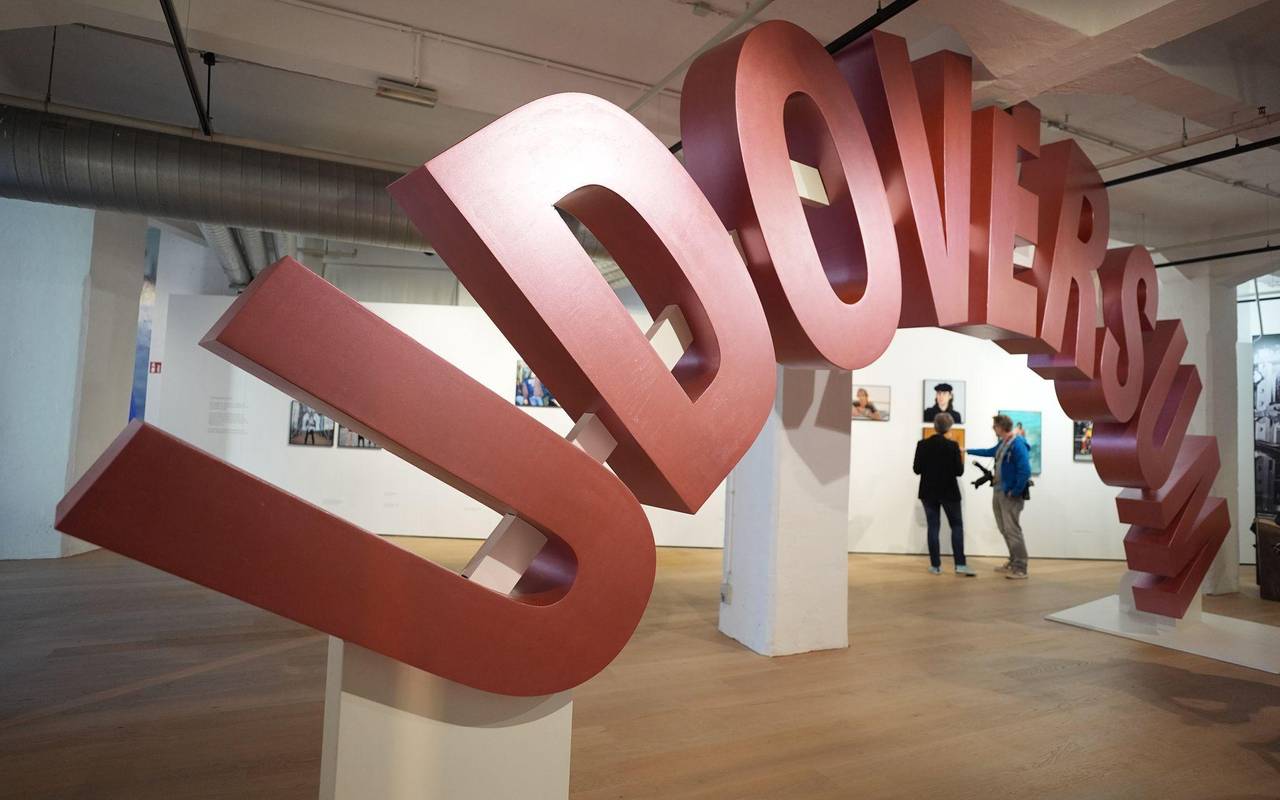 Ausstellung "Udoversum" von Udo Lindenberg