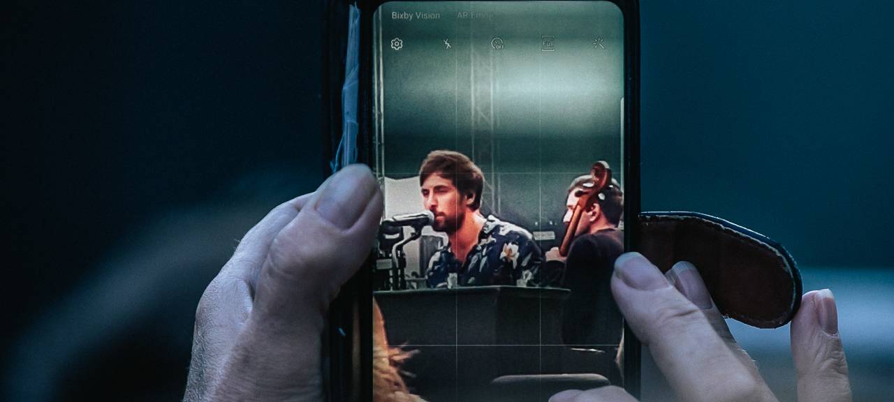 Max Giesinger auf dem Kunst!Rasen