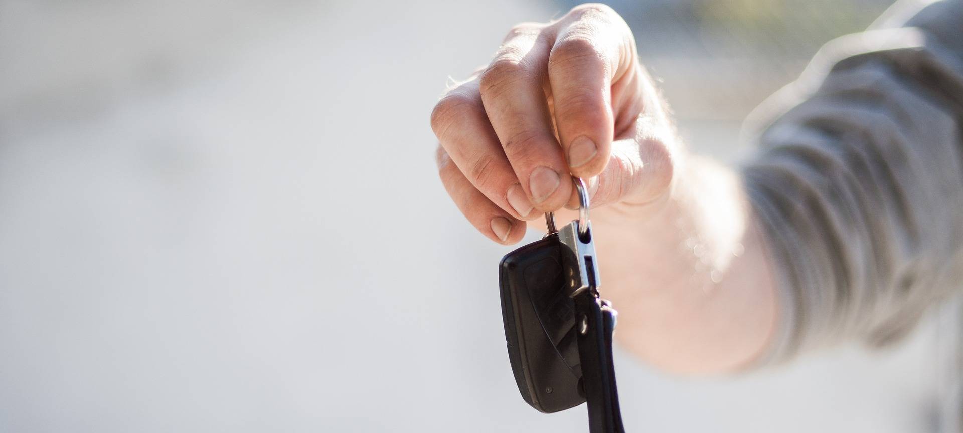 Stau bei Führerscheinprüfungen