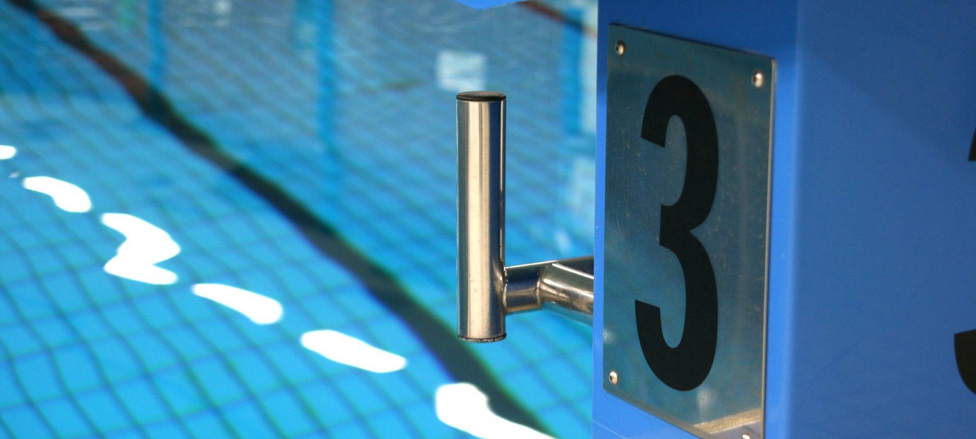 Das Bornheimer Hallenbad soll nun doch saniert werden