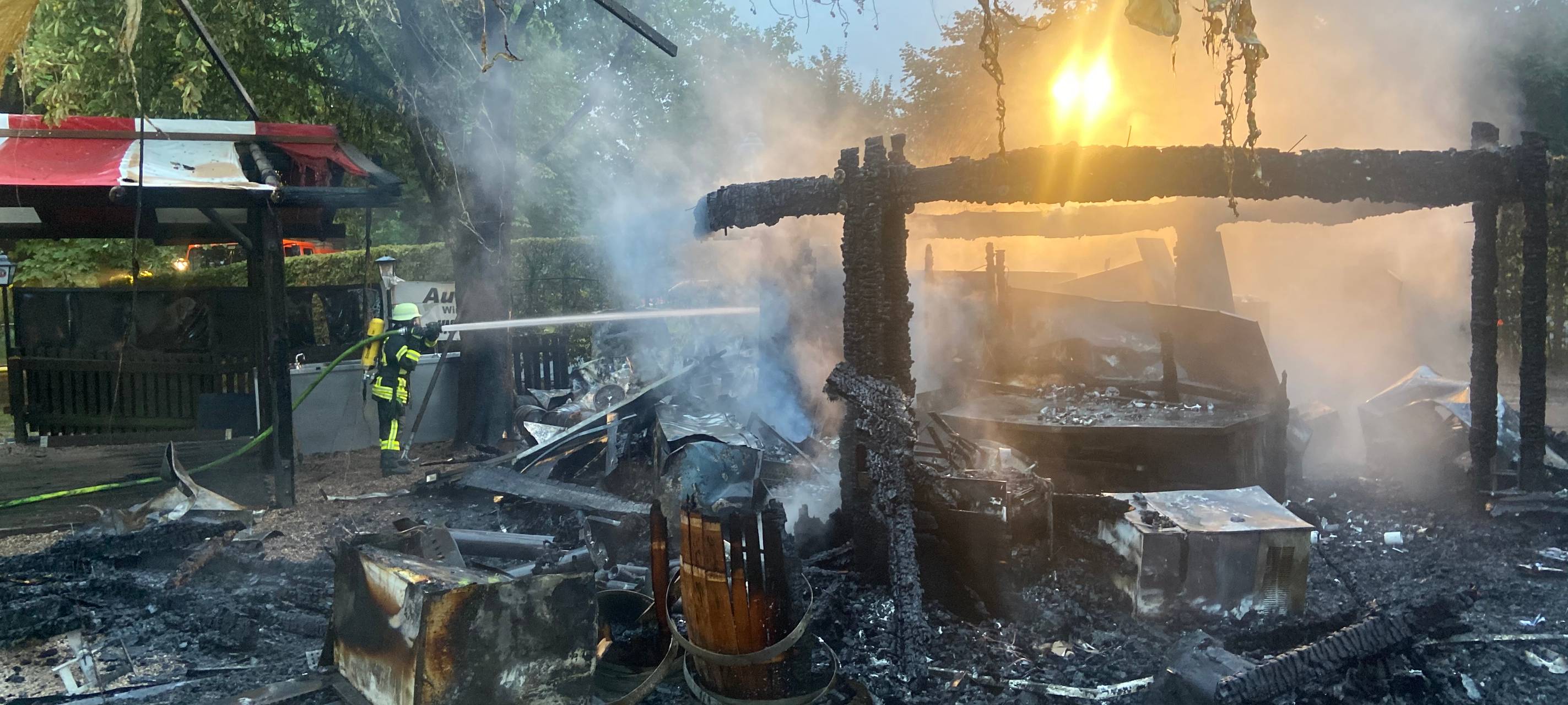 Bei Rheinauen-Brand Schwerverletzter identifiziert