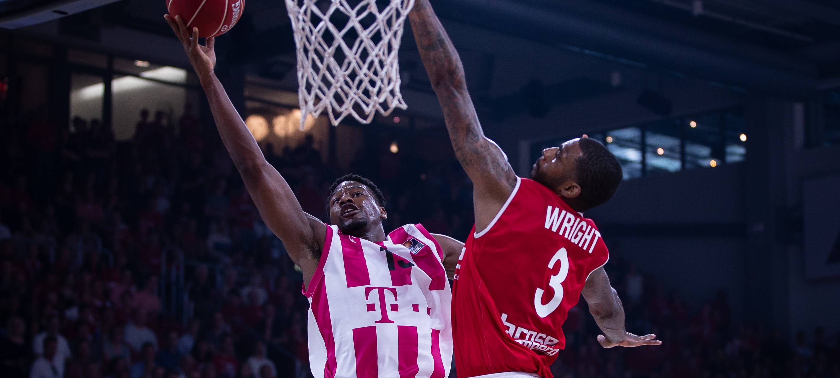 Telekom Baskets sind in Venedig zu Gast
