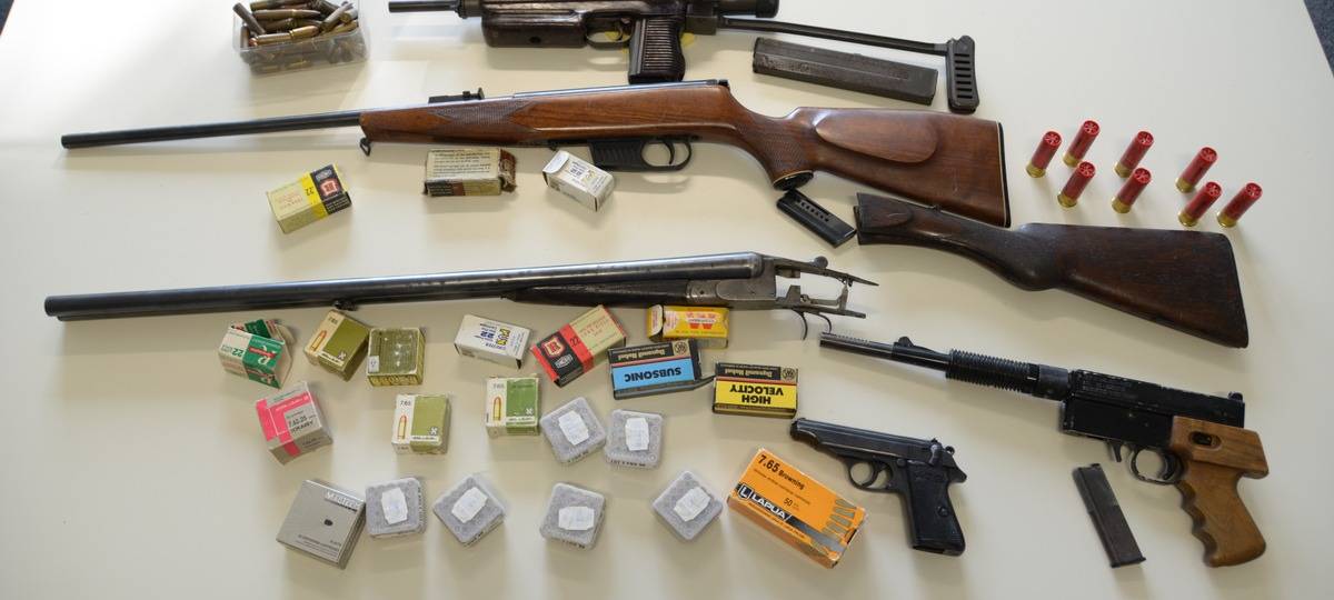 Polizei in Much entdeckt illegale Waffen