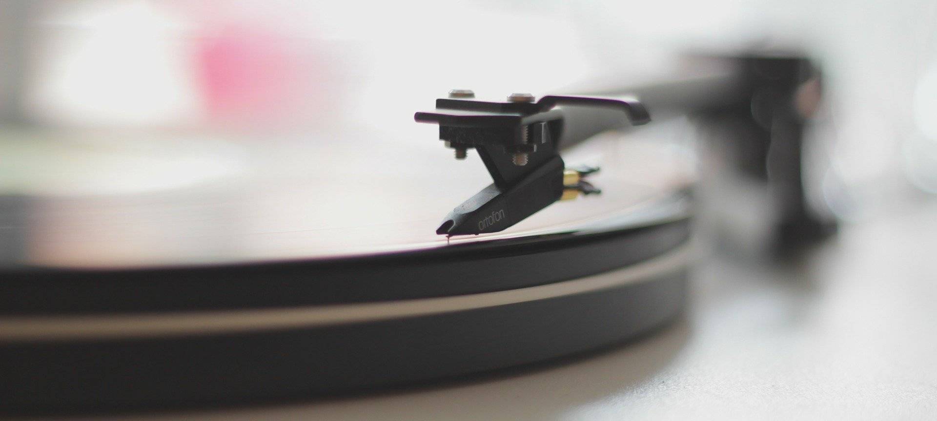 Mr. Music schließt zum Jahresende