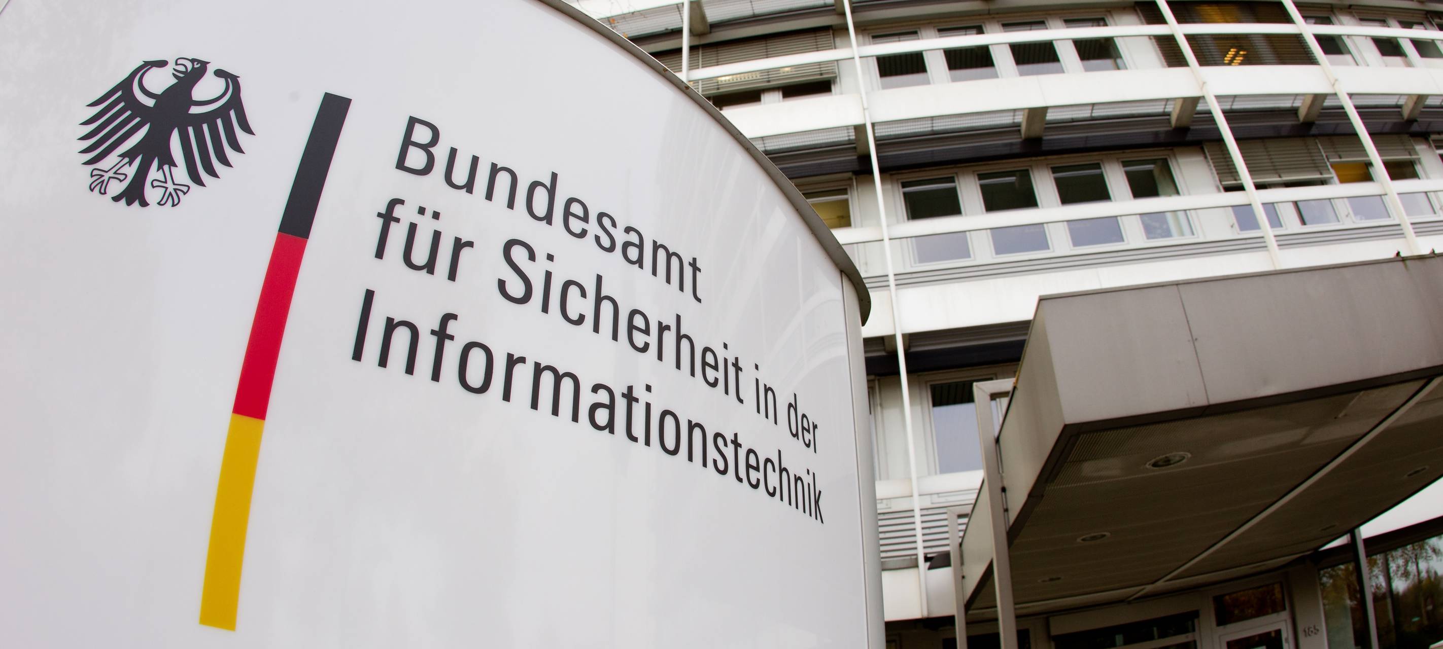 Der Eingang des Bundesamtes für Sicherheit in der Informationstechnik in Bonn