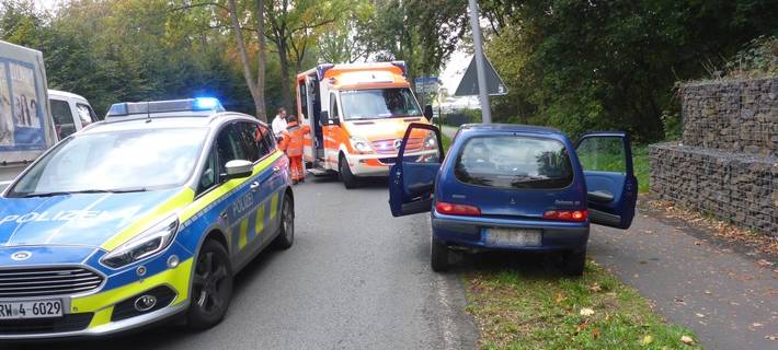 Mehr als drei Promille - Autofahrerin schwer verletzt