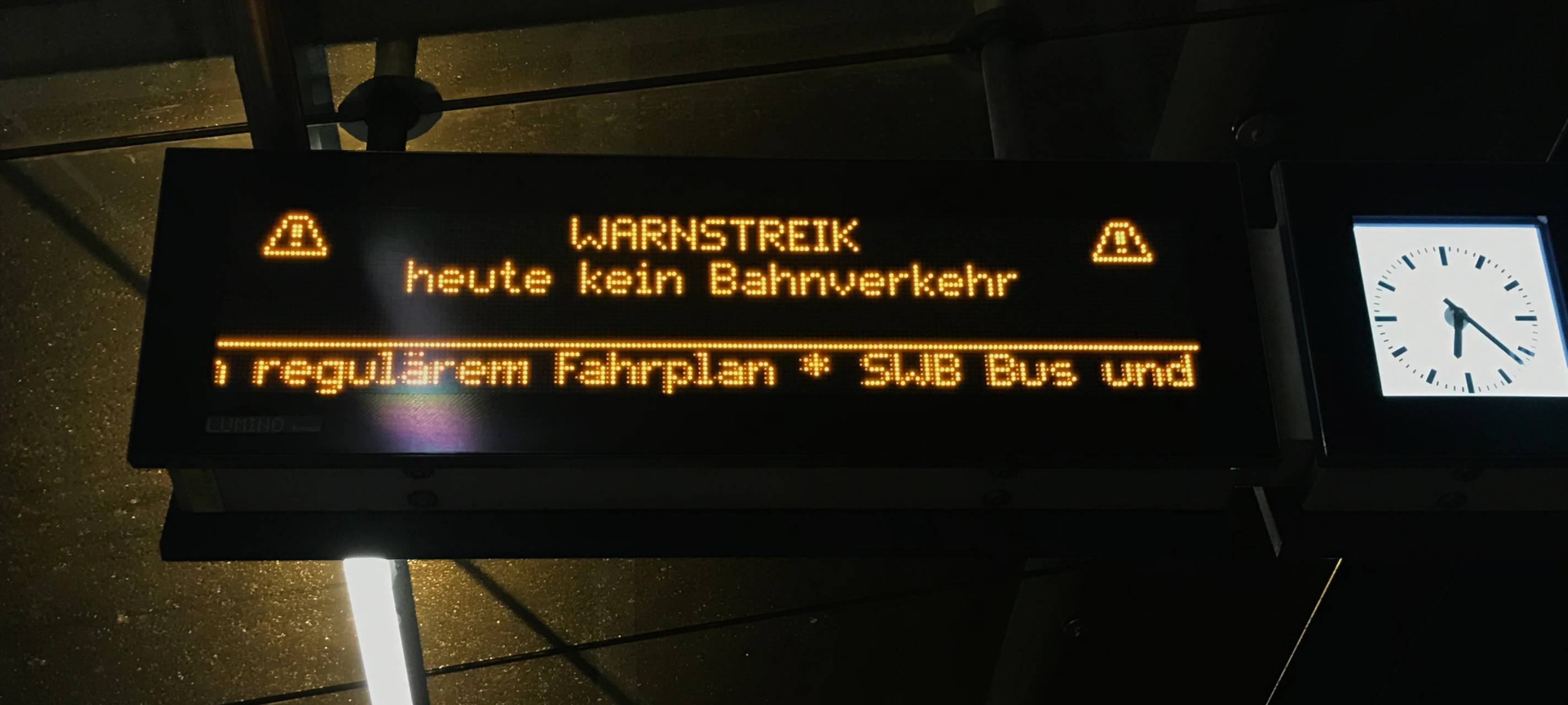 In Bonn und Köln stehen die Busse und Bahnen wieder still