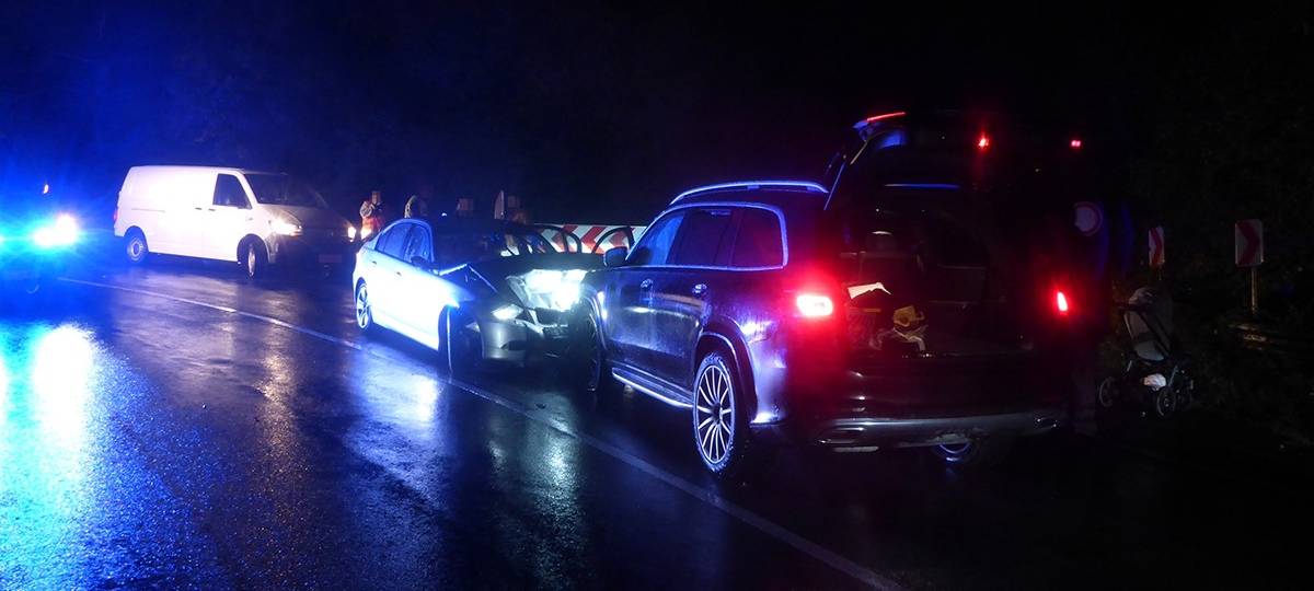 Vier Verletzte bei Unfall
