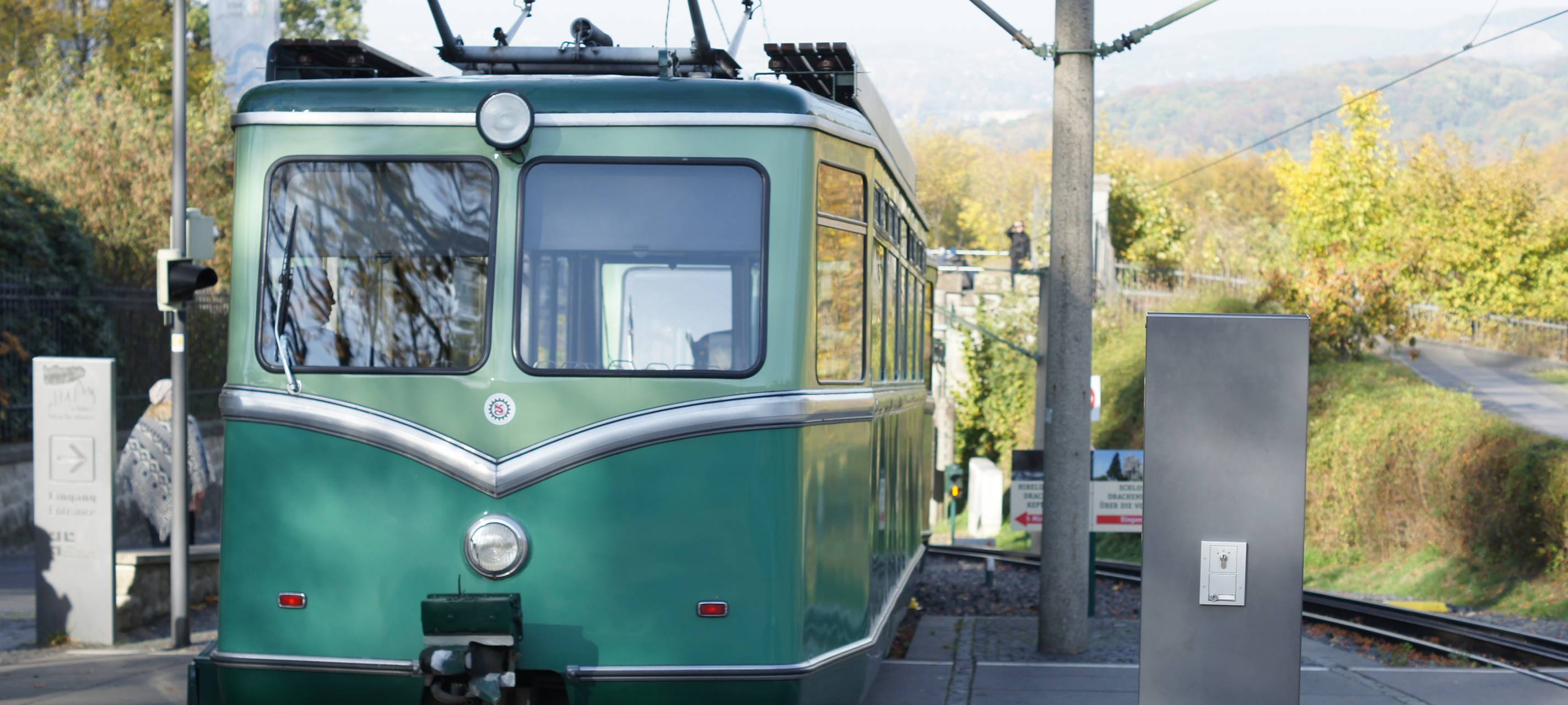 Drachenfelsbahn entgleist