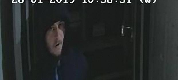 Foto-Fahndung nach Überfall auf Juweliergeschäft in Siegburg
