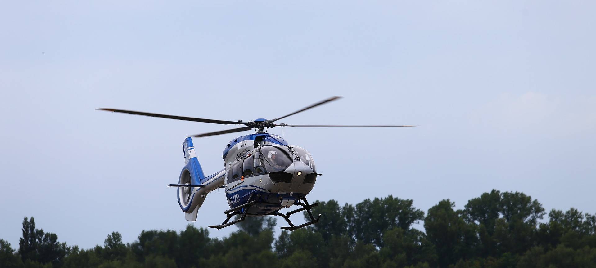 Bonn: Polizei fahndet mit Hubschrauber nach Einbrechern