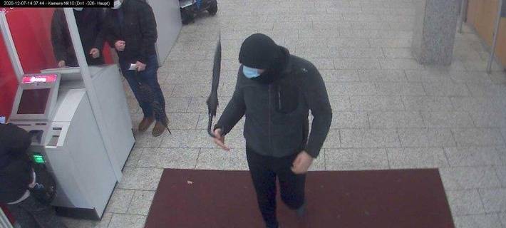 Bonner Polizei sucht mutmaßliche Diebe