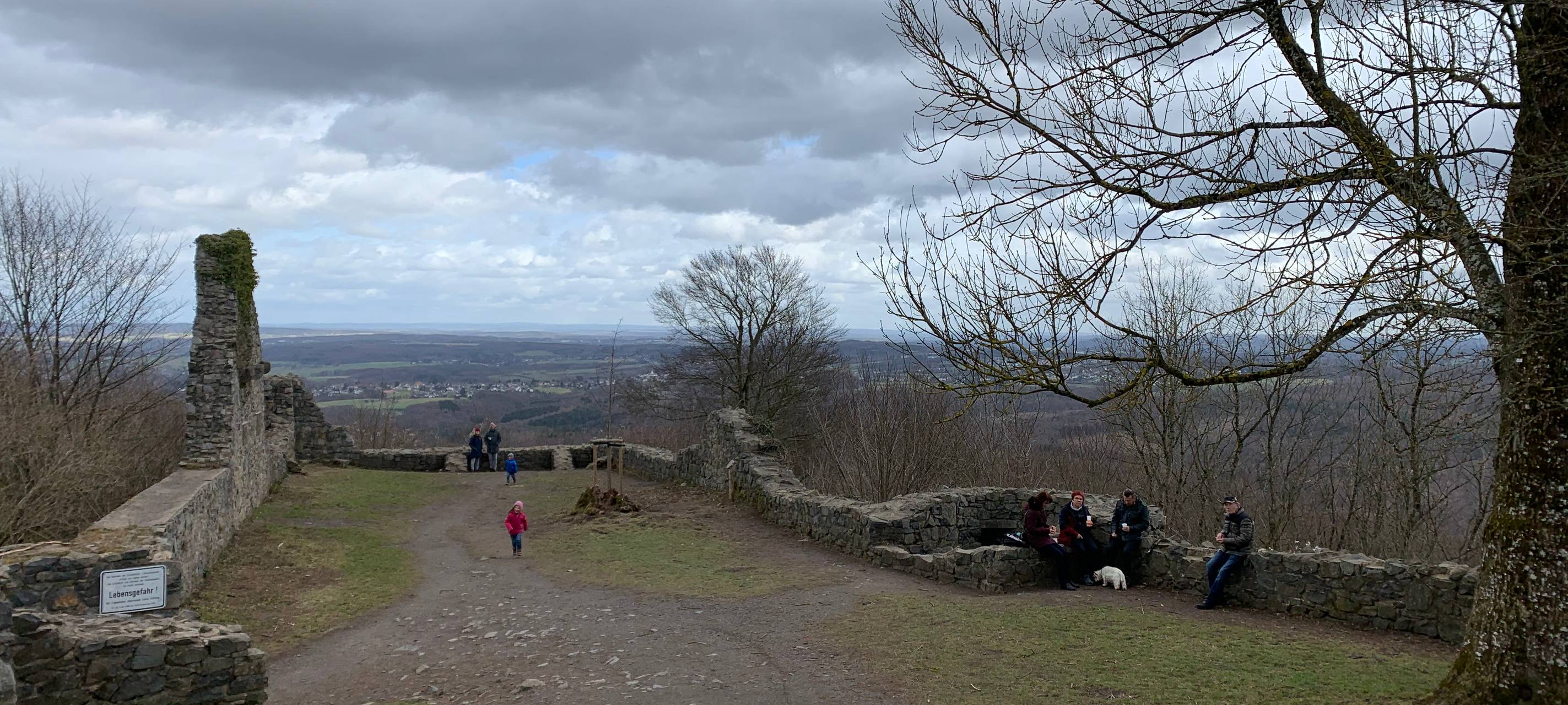 7 Tage, 7 Berge: Tour 7 - Die Löwenburg
