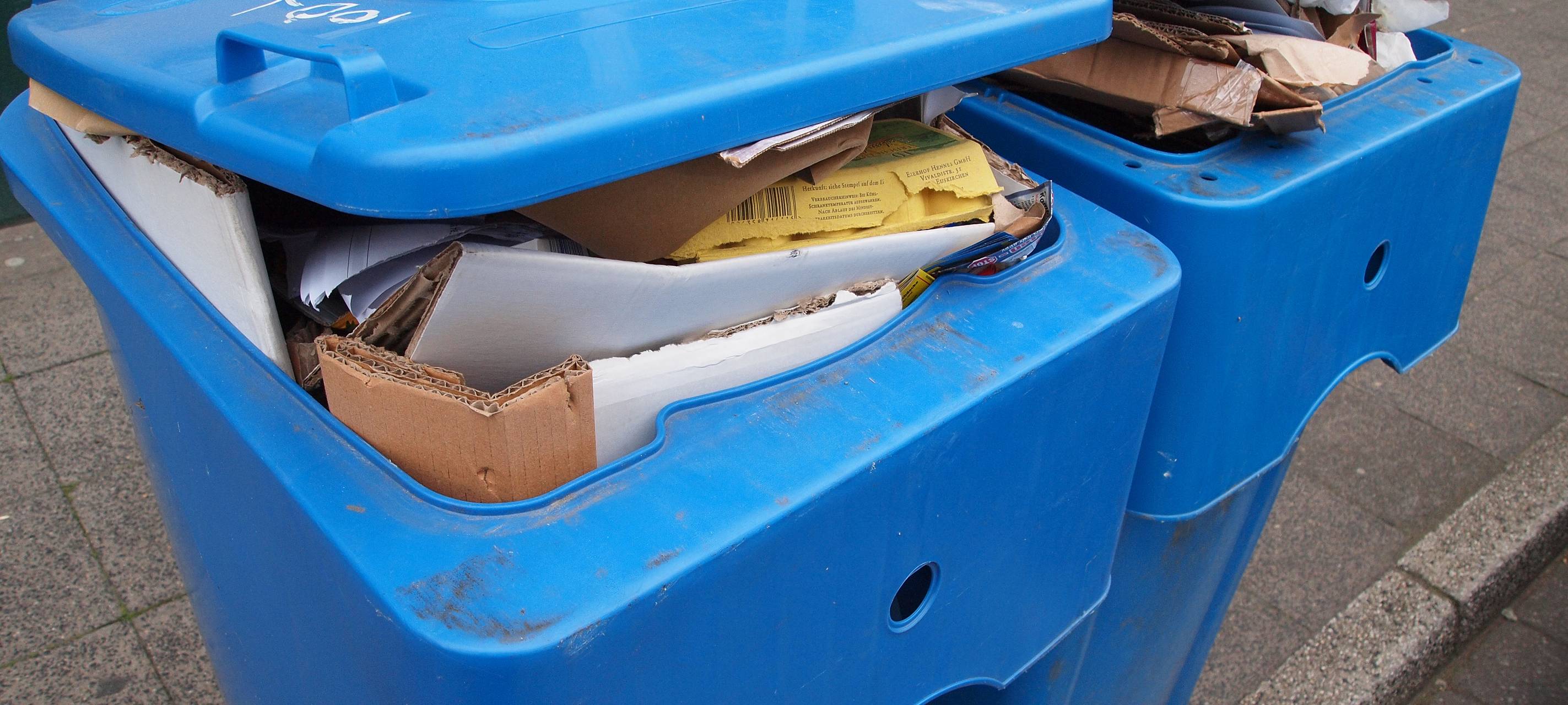 CDU: Altpapier in Bonn muss häufiger geleert werden