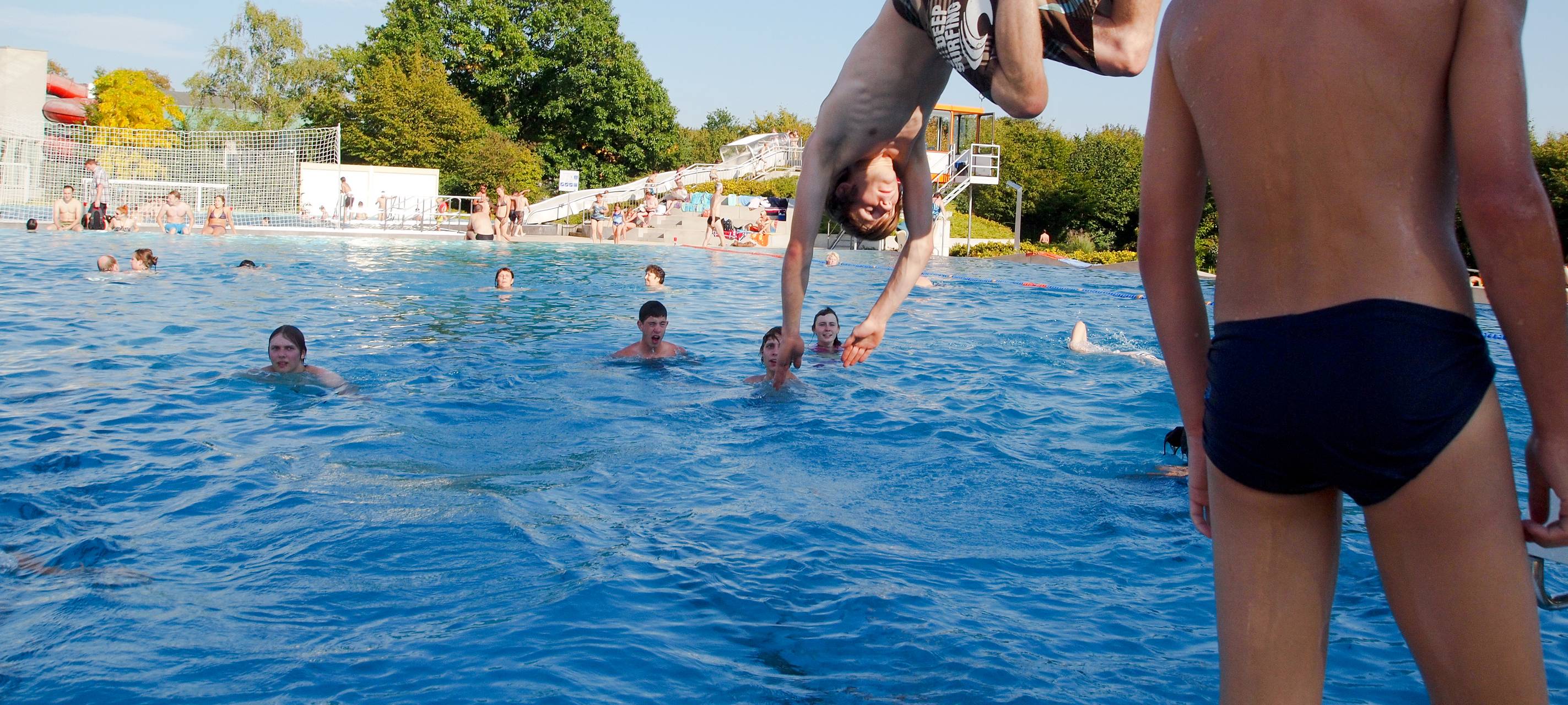 SPD Bonn fordert kostenloses Freibad für U18-Jährige