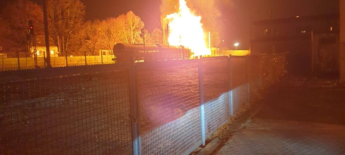 Brennender Güterzug im Bahnhof Unkel