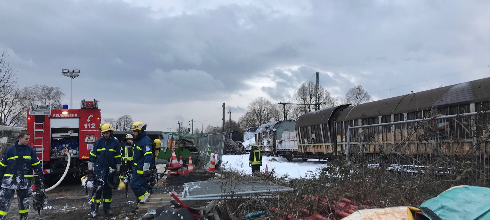 Brennender Güterzug im Bahnhof Unkel
