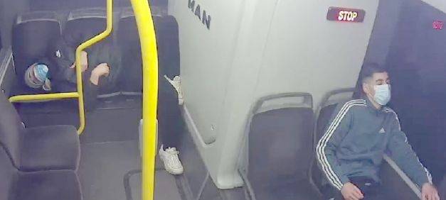 Raub in Bonn-Beuel: Polizei fahndet nach Tatverdächtigen
