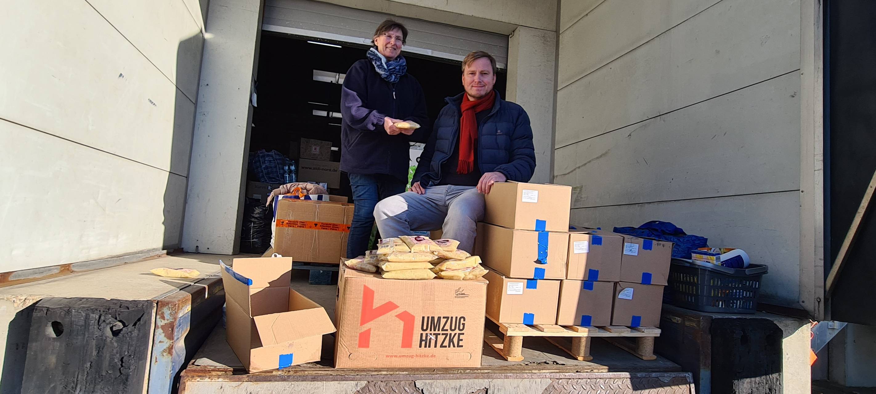 Hilfstransport bringt Spenden an ukrainische Grenze