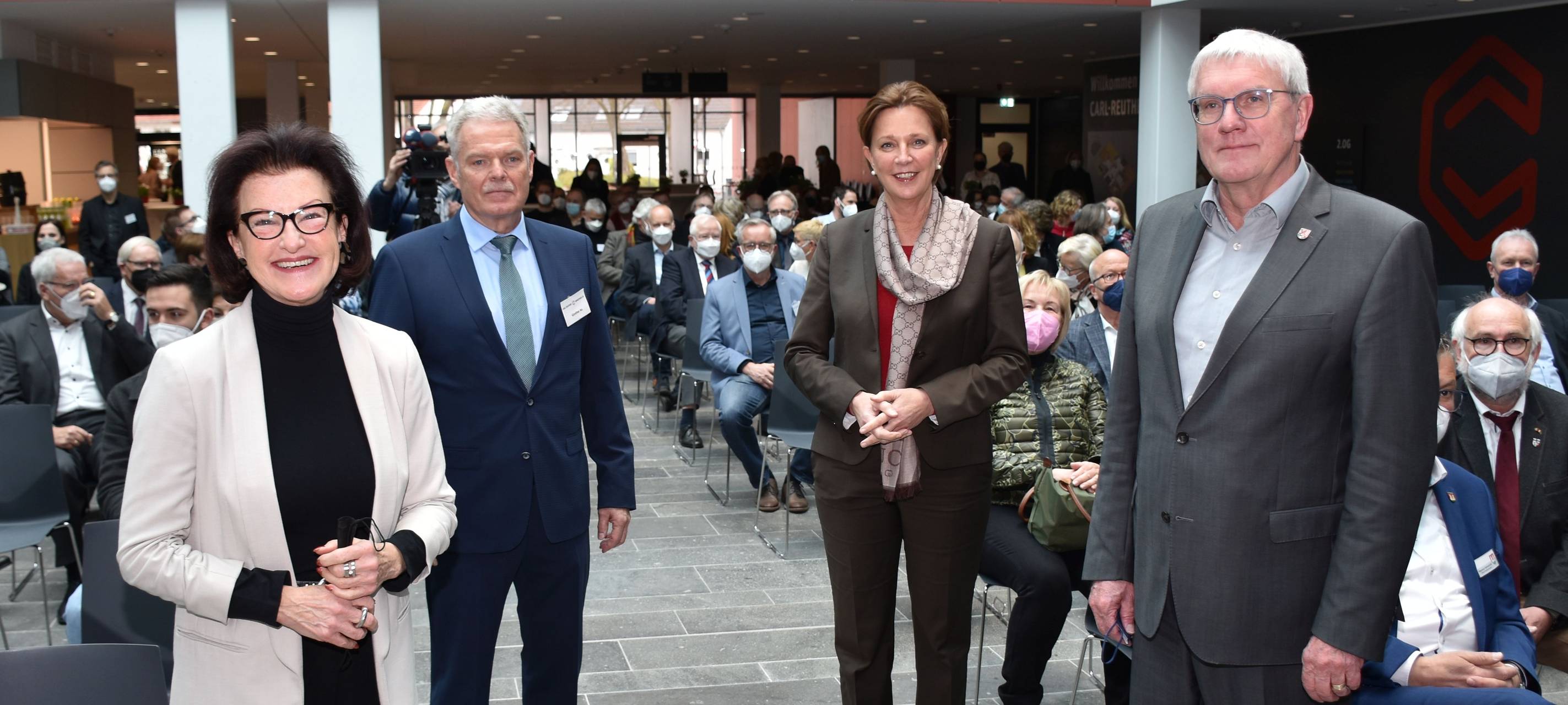 Hennef: Carl-Reuther-Berufskolleg ist fertig saniert