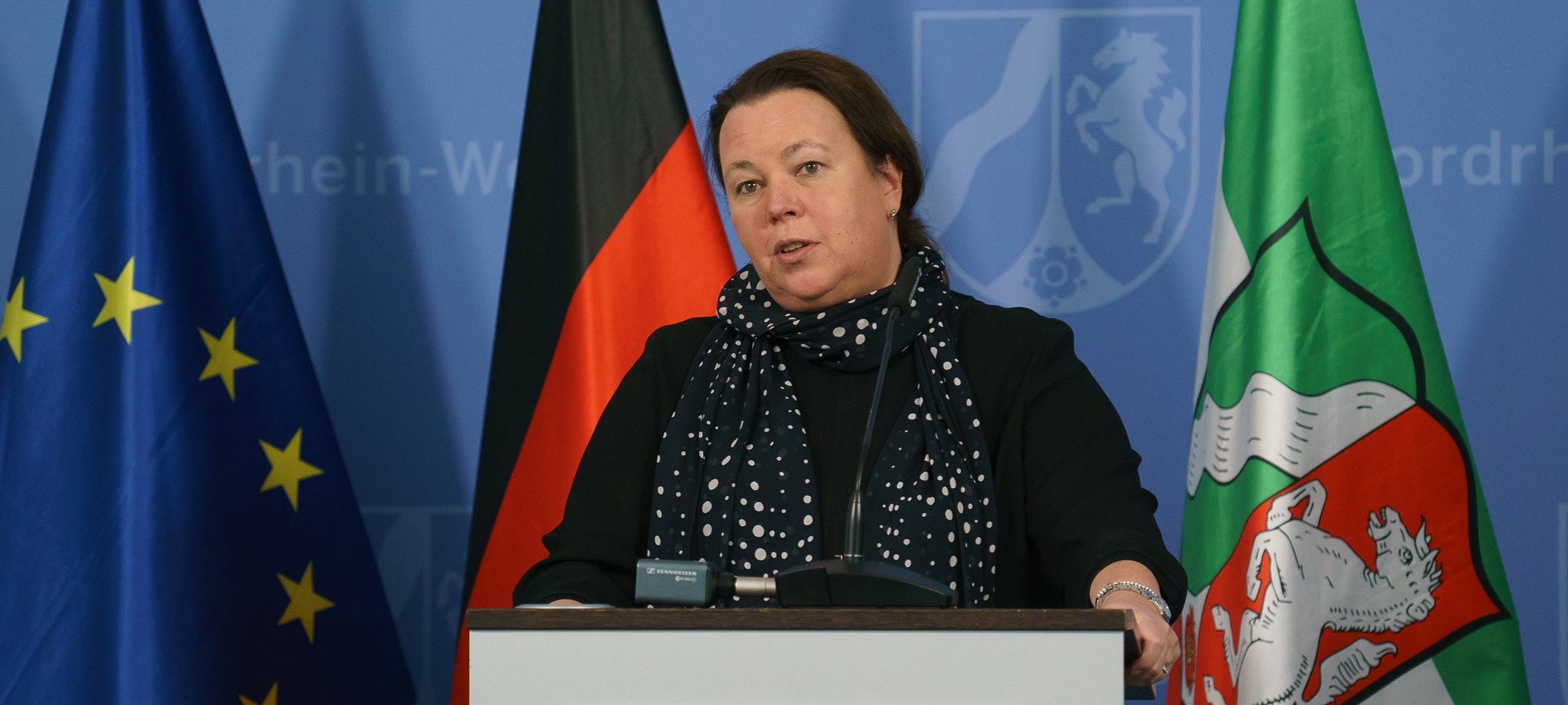 Update: NRW-Umweltministerin tritt nach Mallorcagate zurück