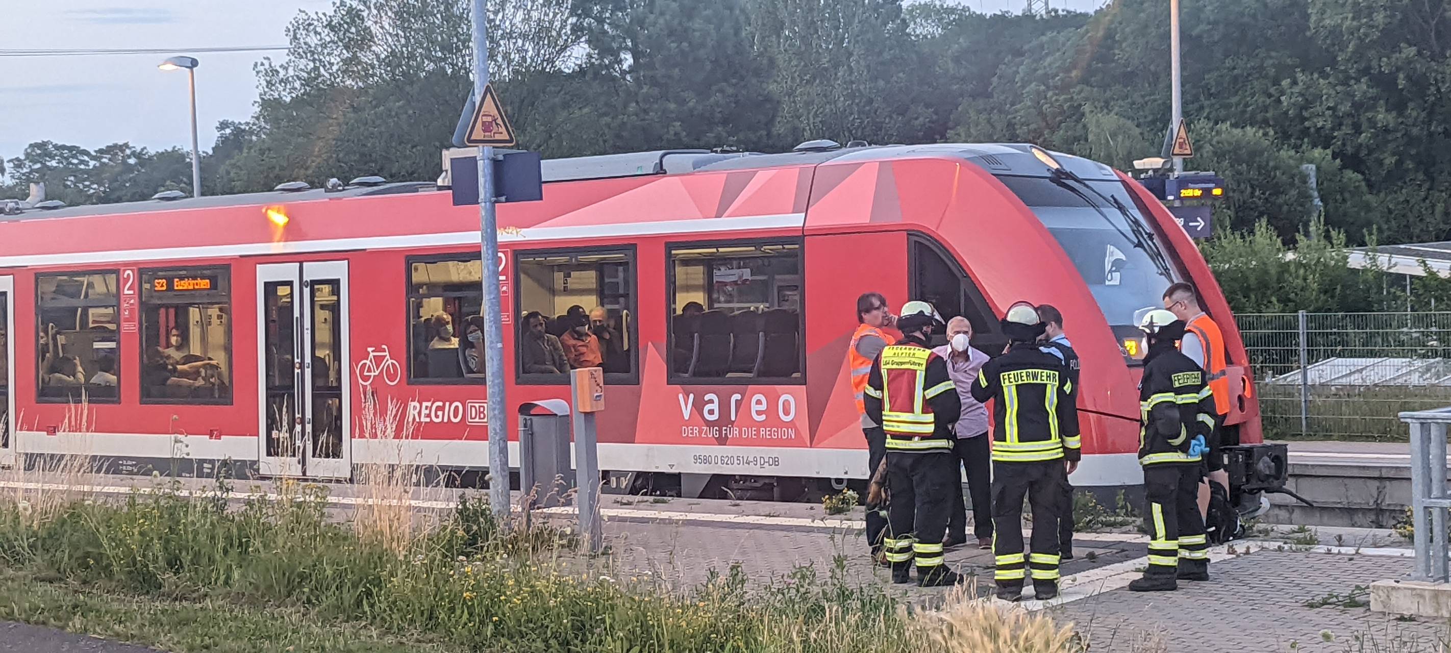 S23: Bahn stößt wieder mit Gegenstand auf Gleisen zusammen