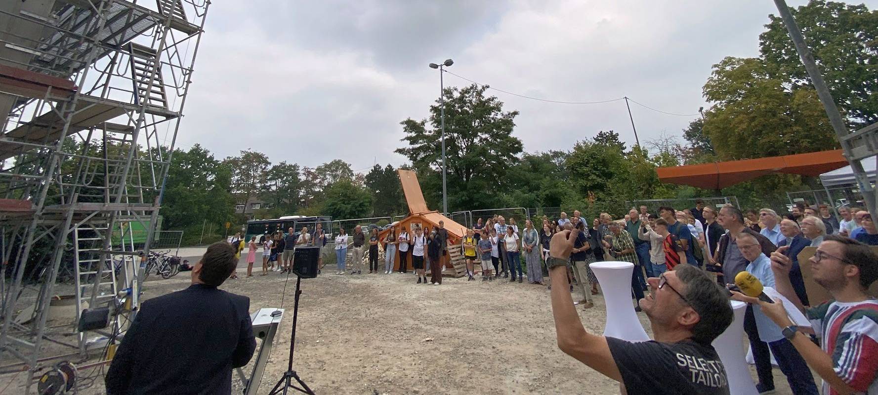 Troisdorf: Gertrud-Koch-Gesamtschule feiert Richtfest