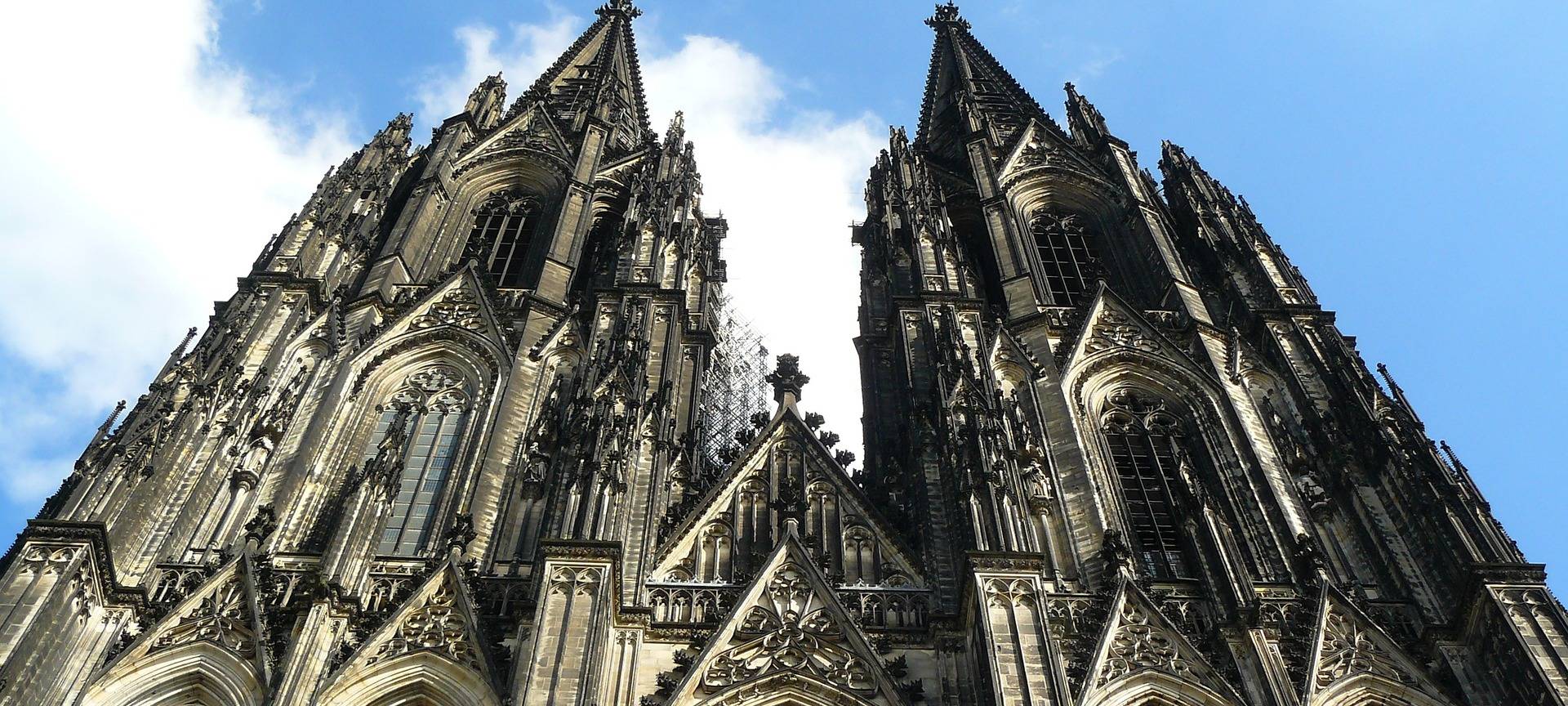 Erzbistum Köln: Missbrauchsaufarbeitung ruht