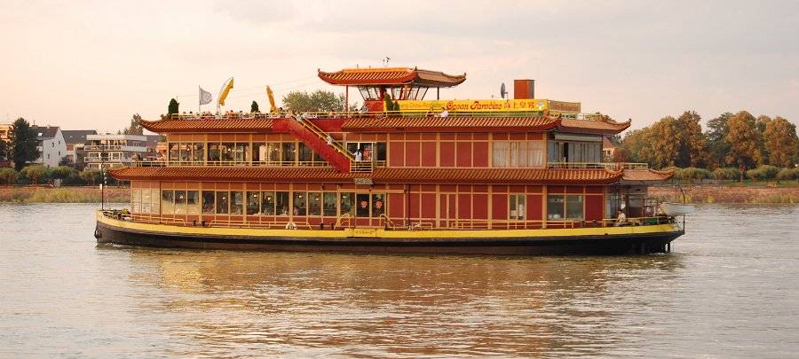 Bonn-Beuel: China-Schiff wird repariert