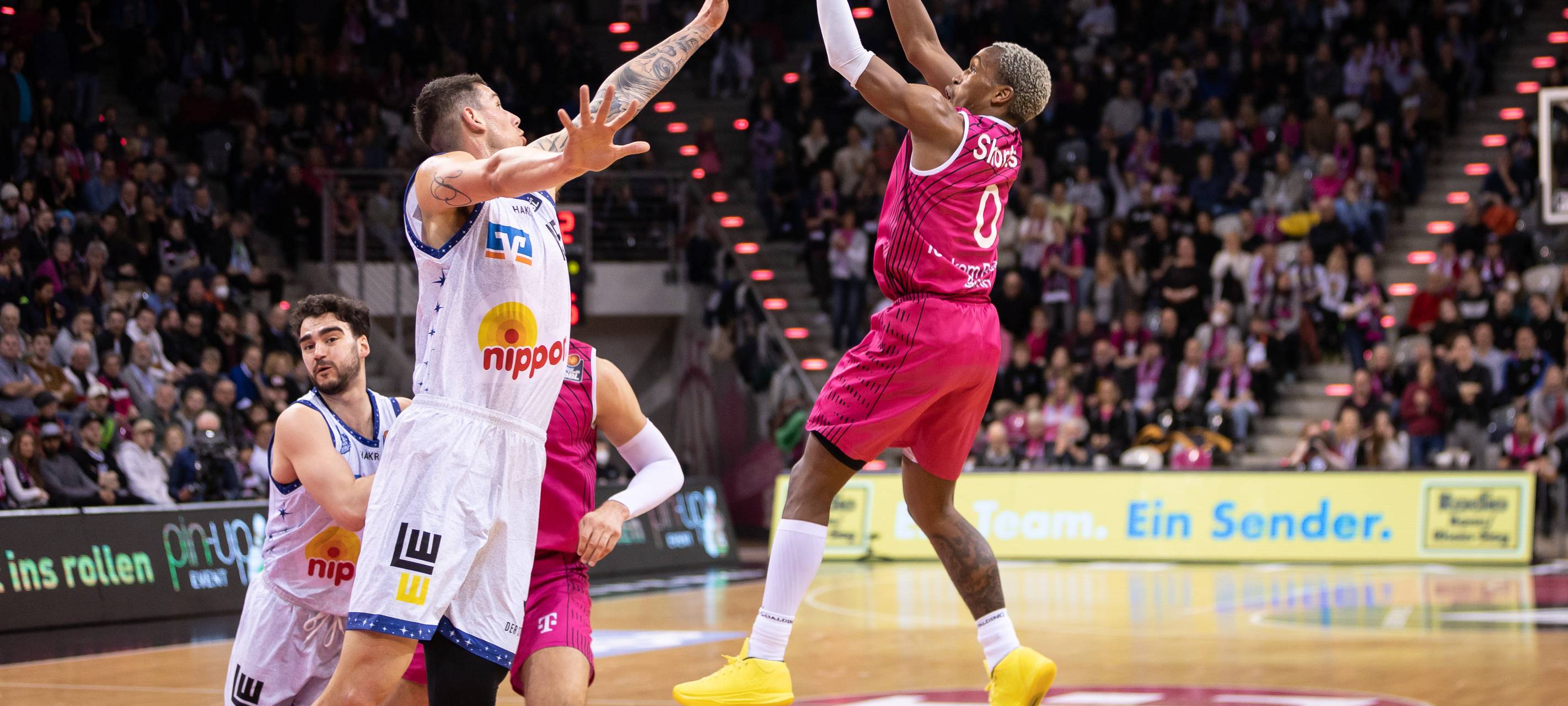 Telekom Baskets Bonn feiern 30. Jubiläum