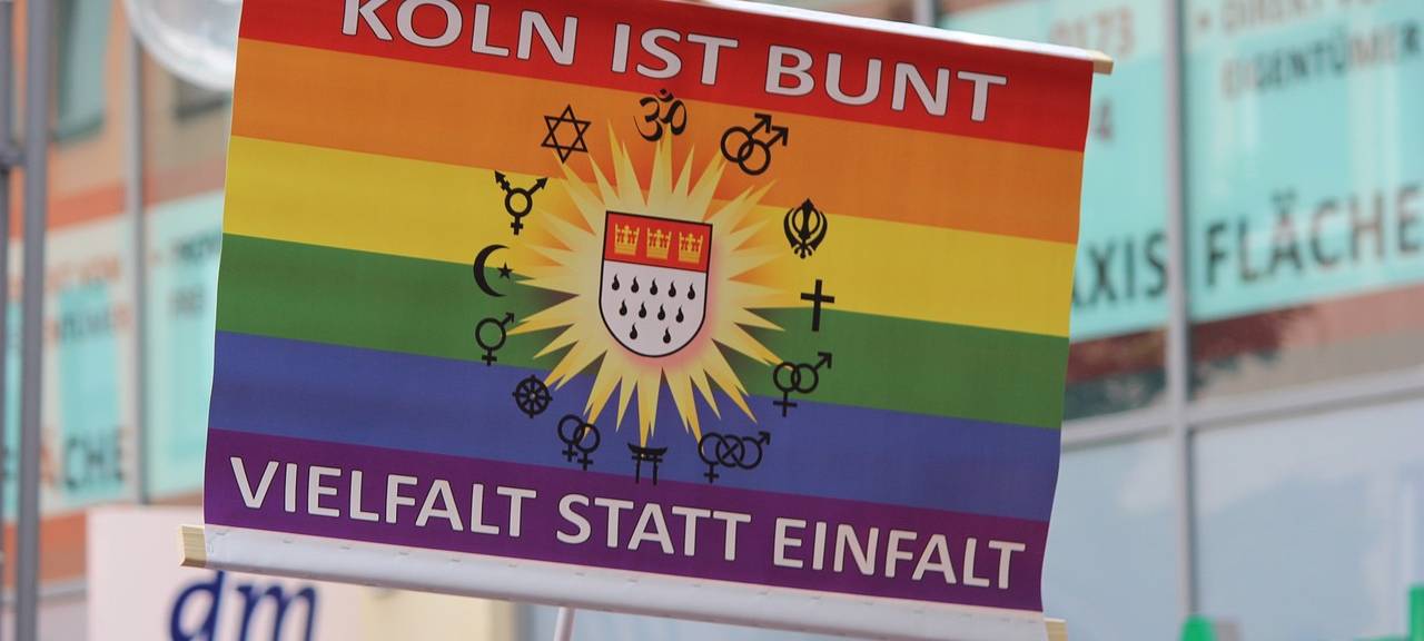 Rekordbesucherzahl bei der CSD-Parade in Köln